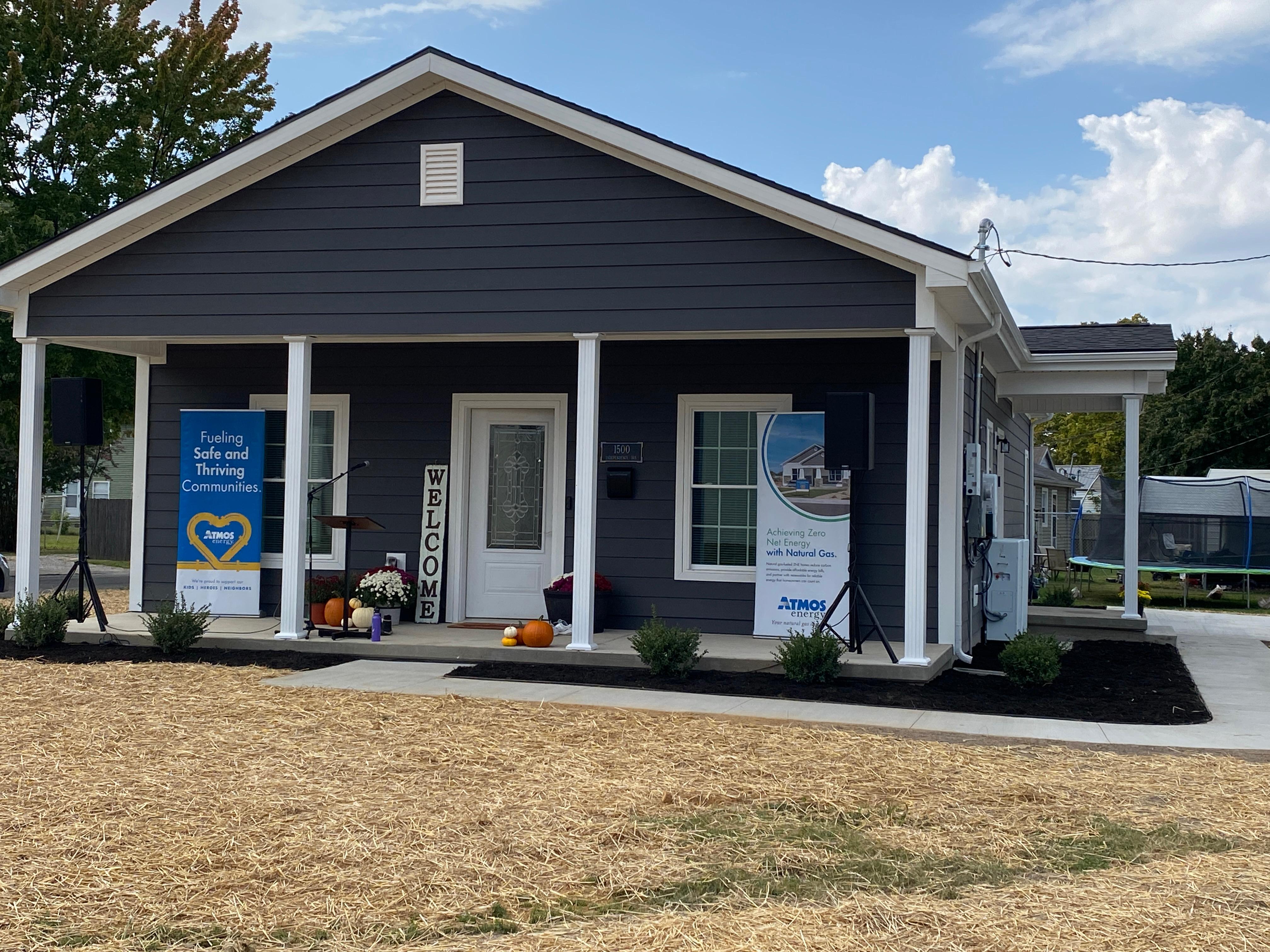 ZNE Home Dedication in Ownesboro
