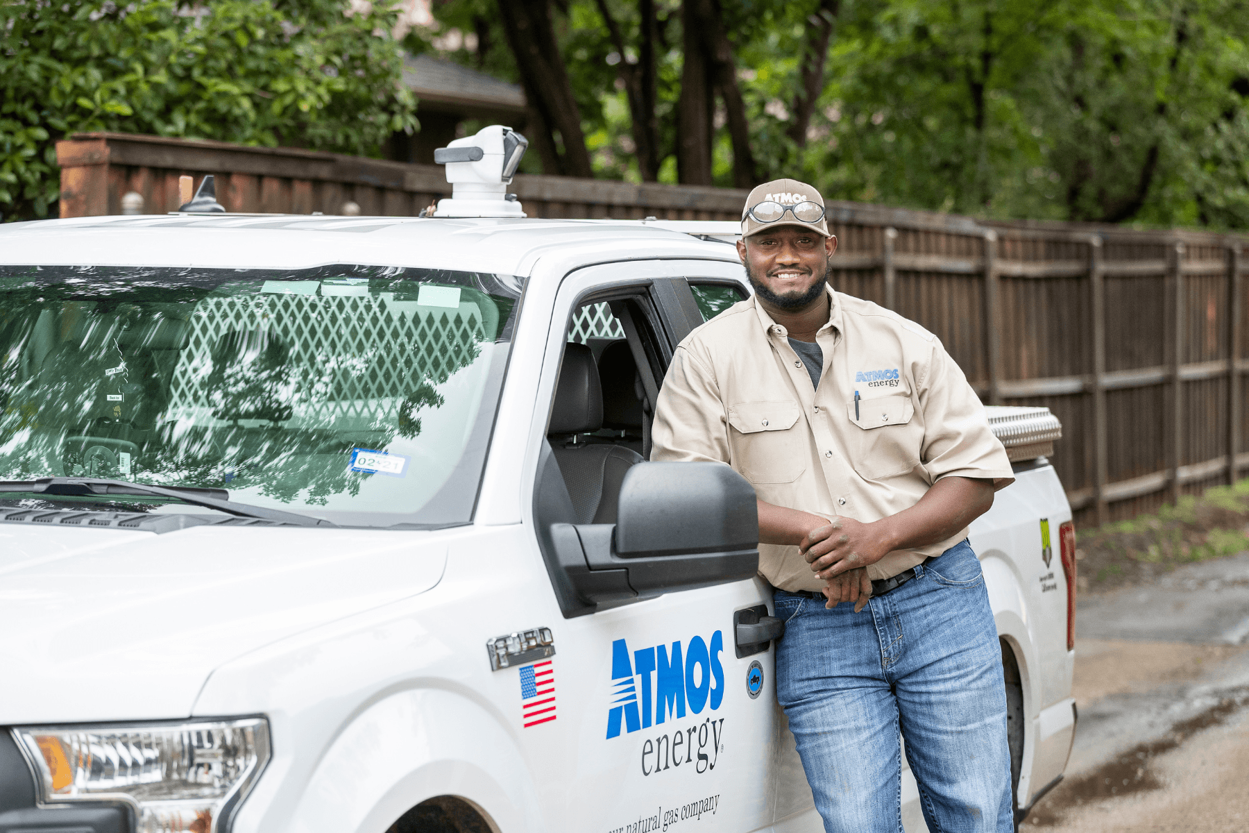 Atmos Energy service technician