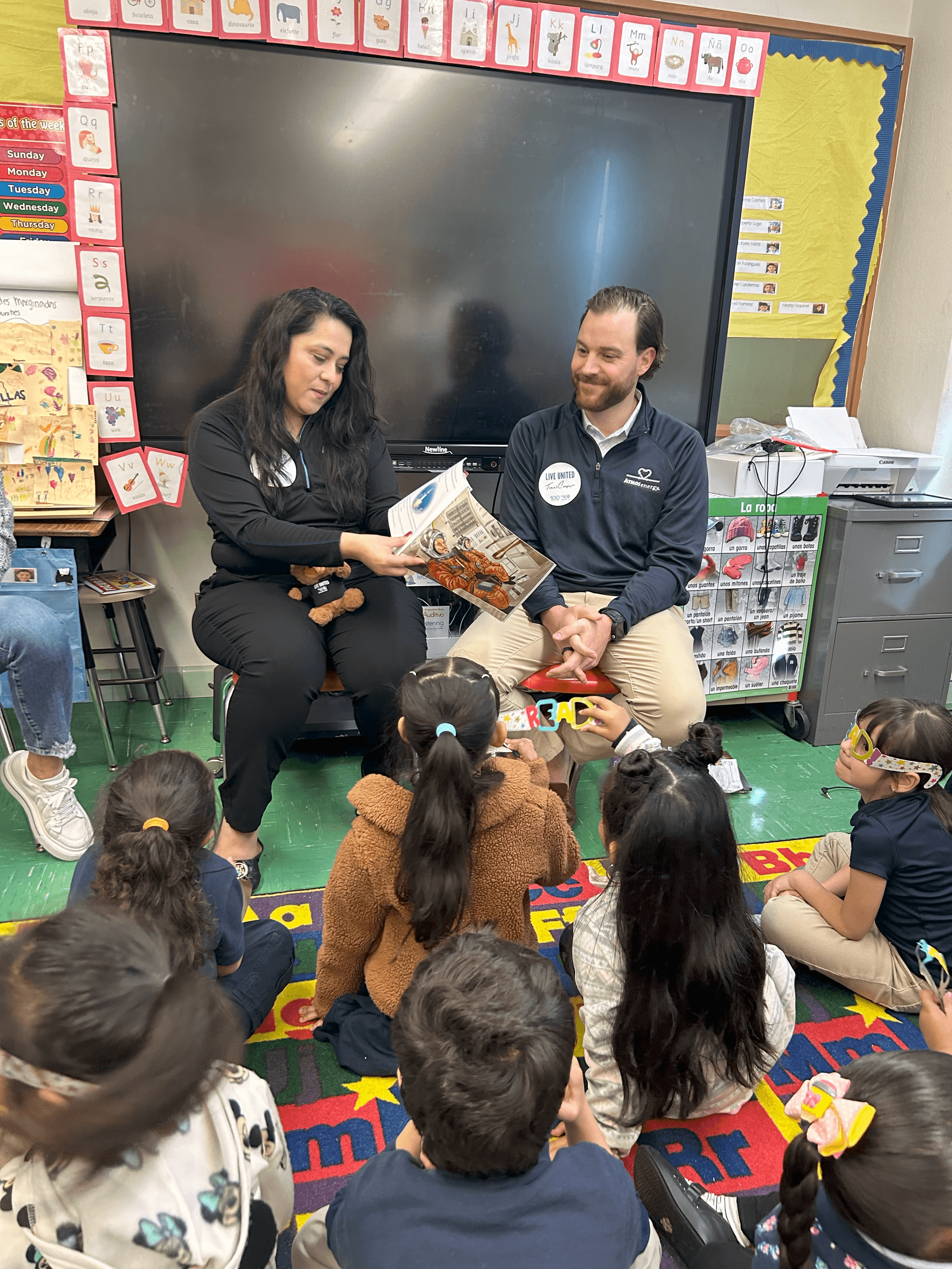 Atmos Energy sponsors United Way Reading Day